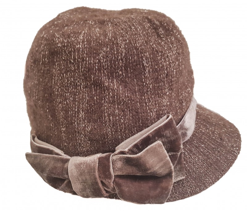 AUGUST HAT BEEZ MÜTS